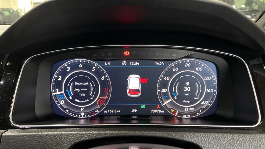 Used Volkswagen Golf 2018 for sale - 76607107: Photo 2