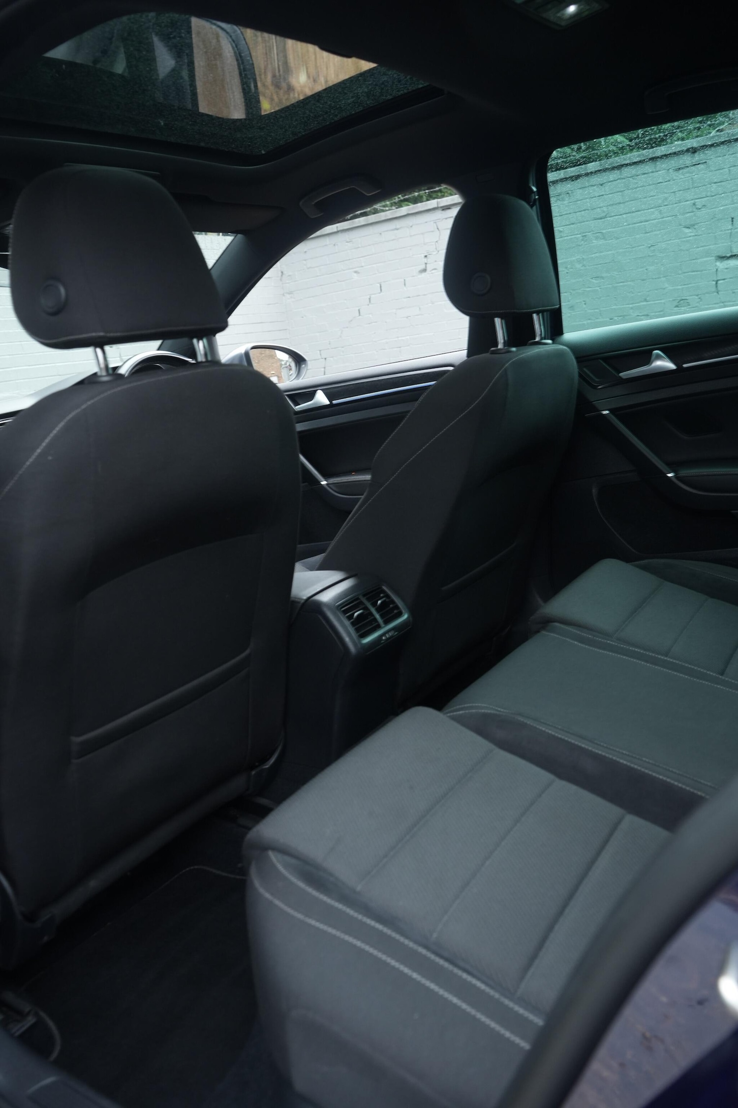 Used Volkswagen Golf 2018 for sale - 76607107: Photo 34