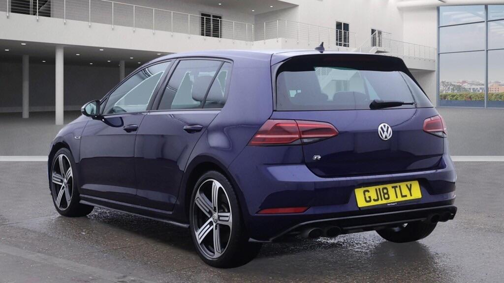 Used Volkswagen Golf 2018 for sale - 76607107: Photo 4