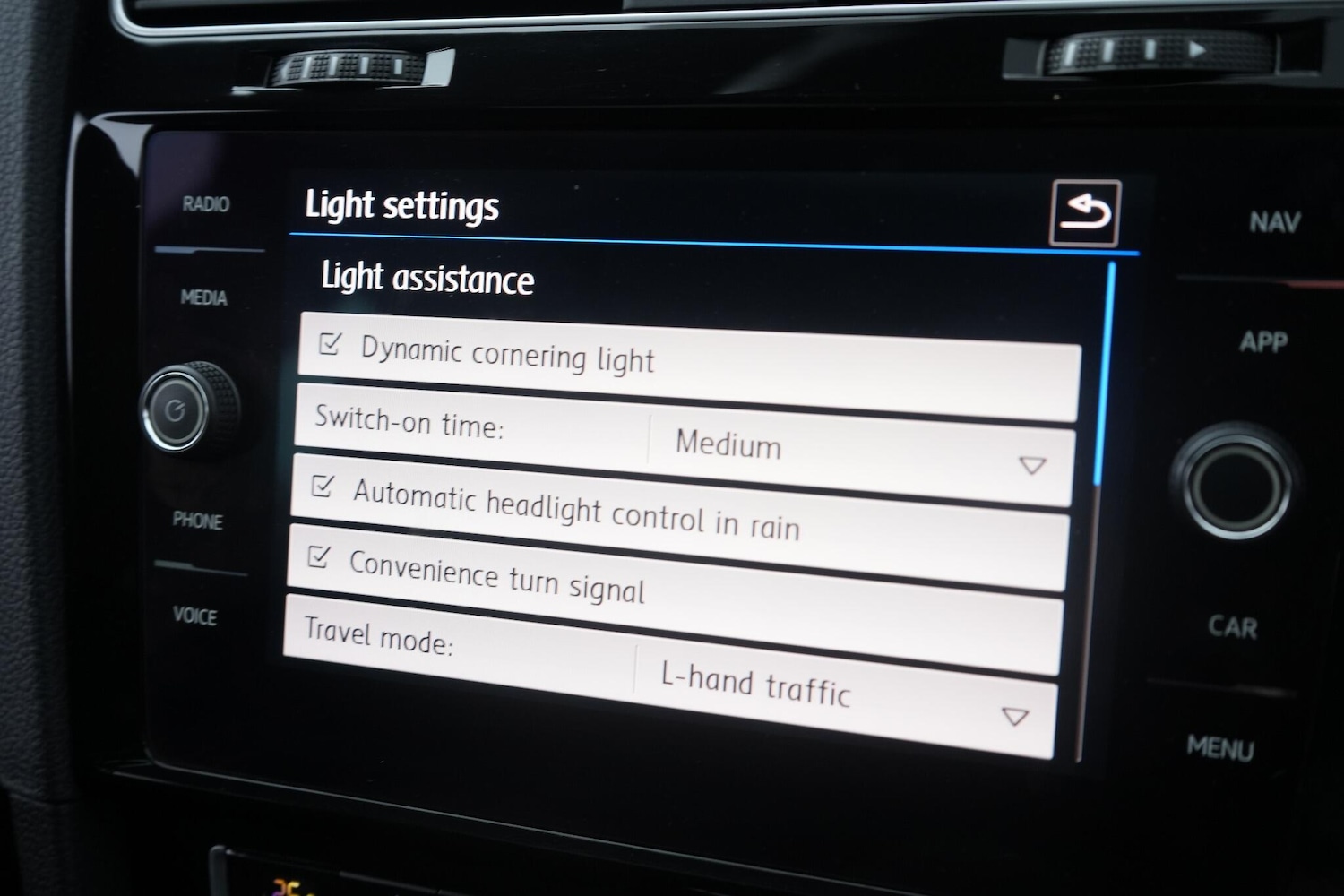 Used Volkswagen Golf 2018 for sale - 76607107: Photo 44