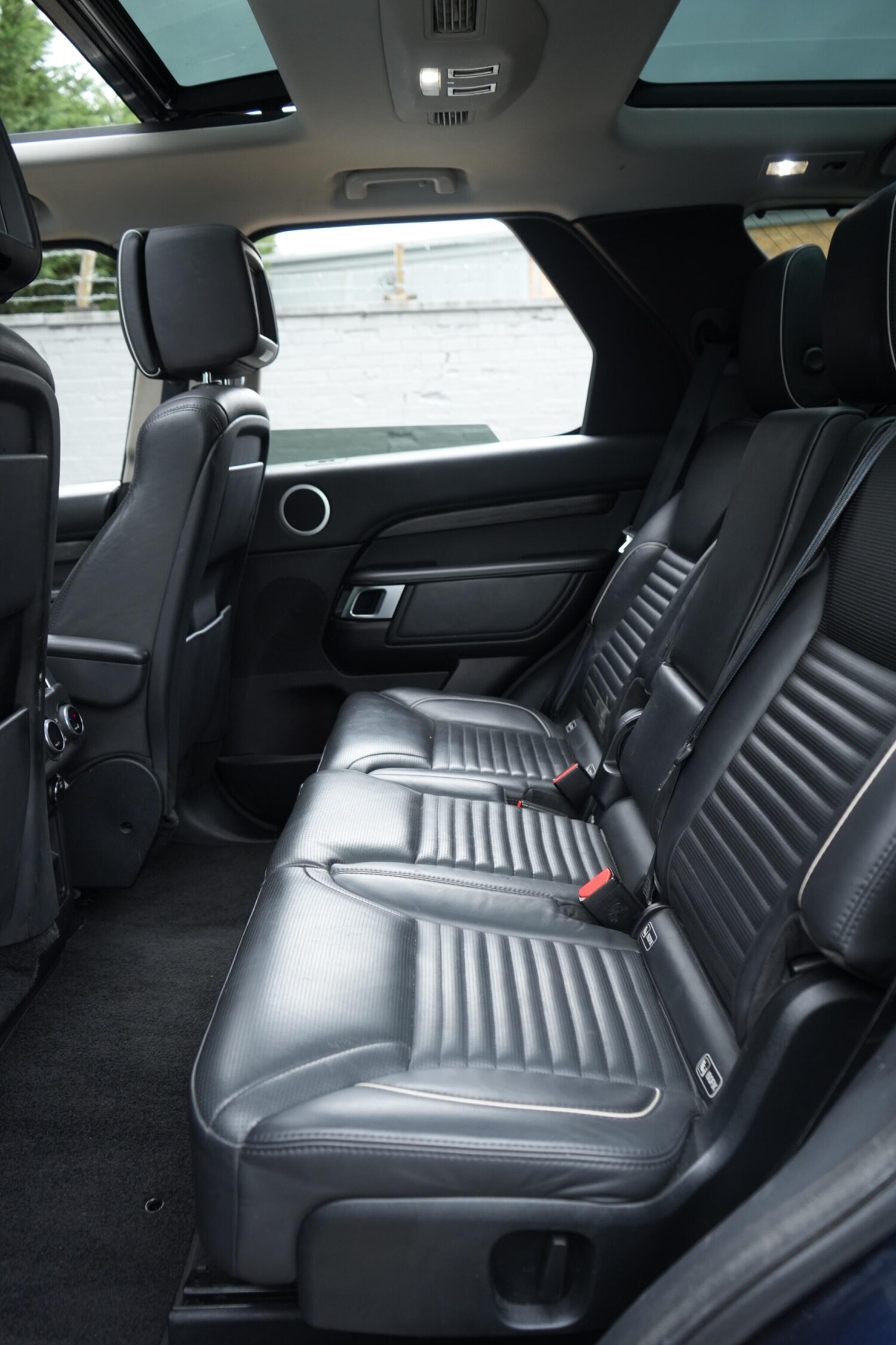 Used Land Rover Discovery 2017 for sale - 77683646: Photo 49