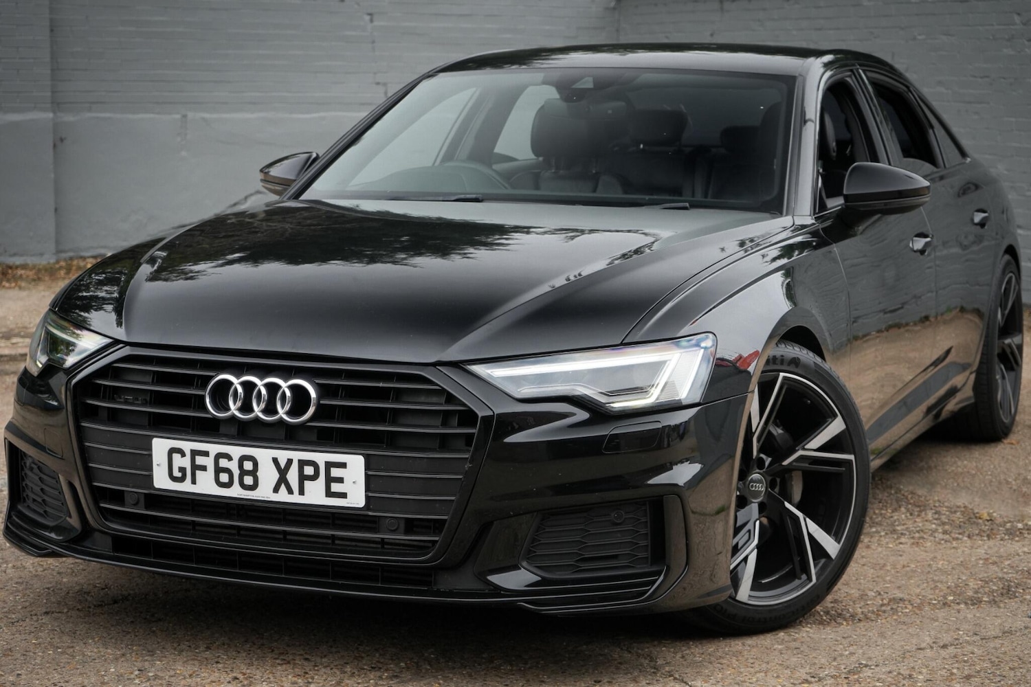 Used Audi A6 Saloon 2018 for sale - 76360269: Photo 1