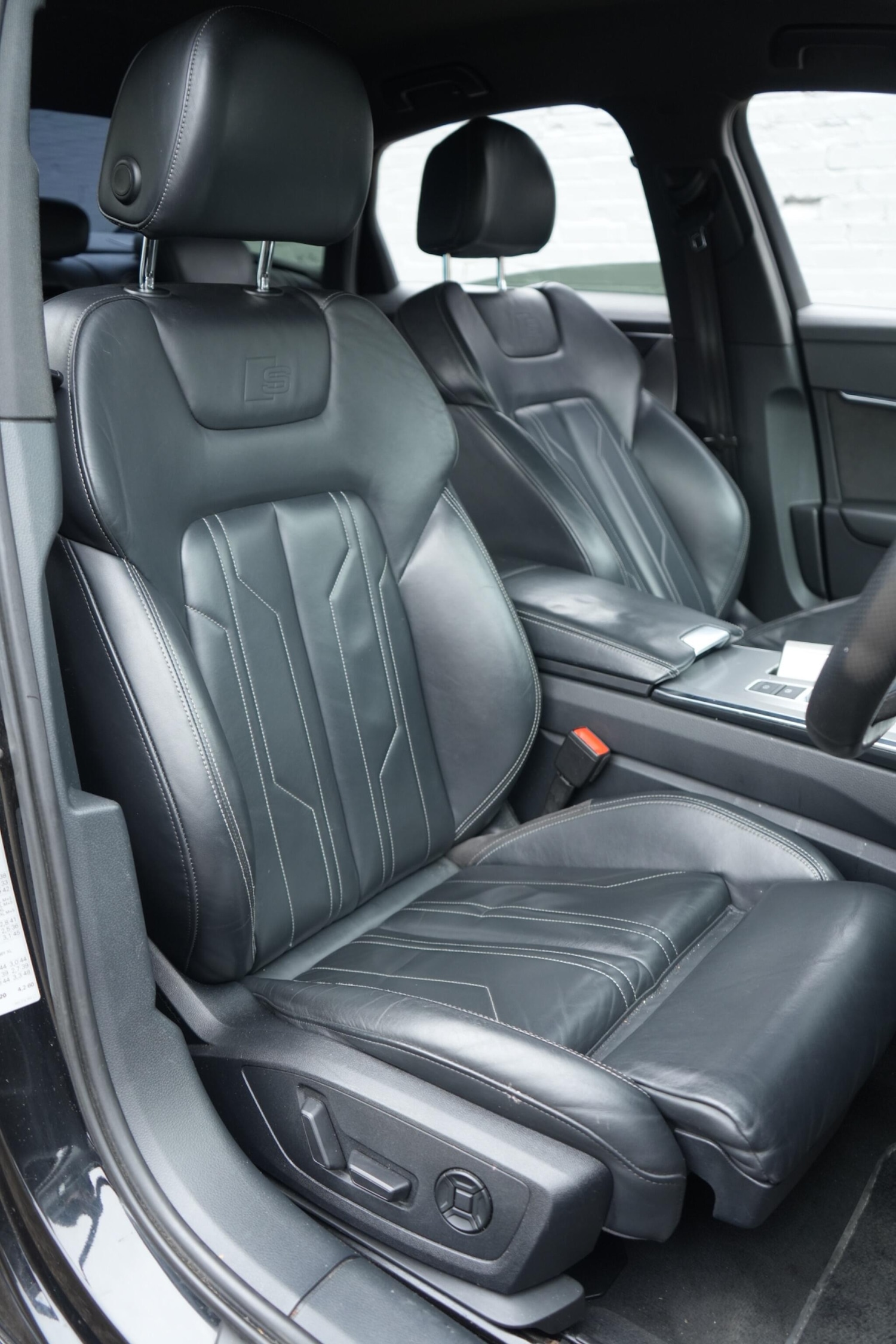 Used Audi A6 Saloon 2018 for sale - 76360269: Photo 33