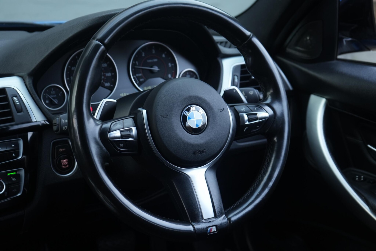 Used BMW 3 Series 2015 for sale - 77598032: Photo 24