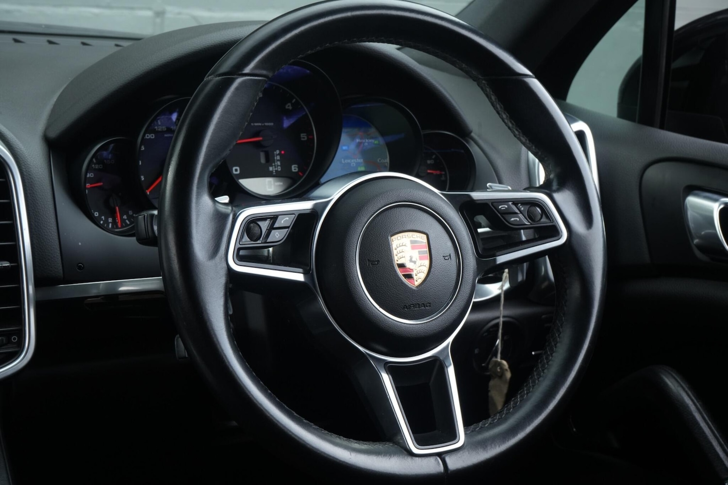 Used Porsche Cayenne 2017 for sale - 78204683: Photo 24