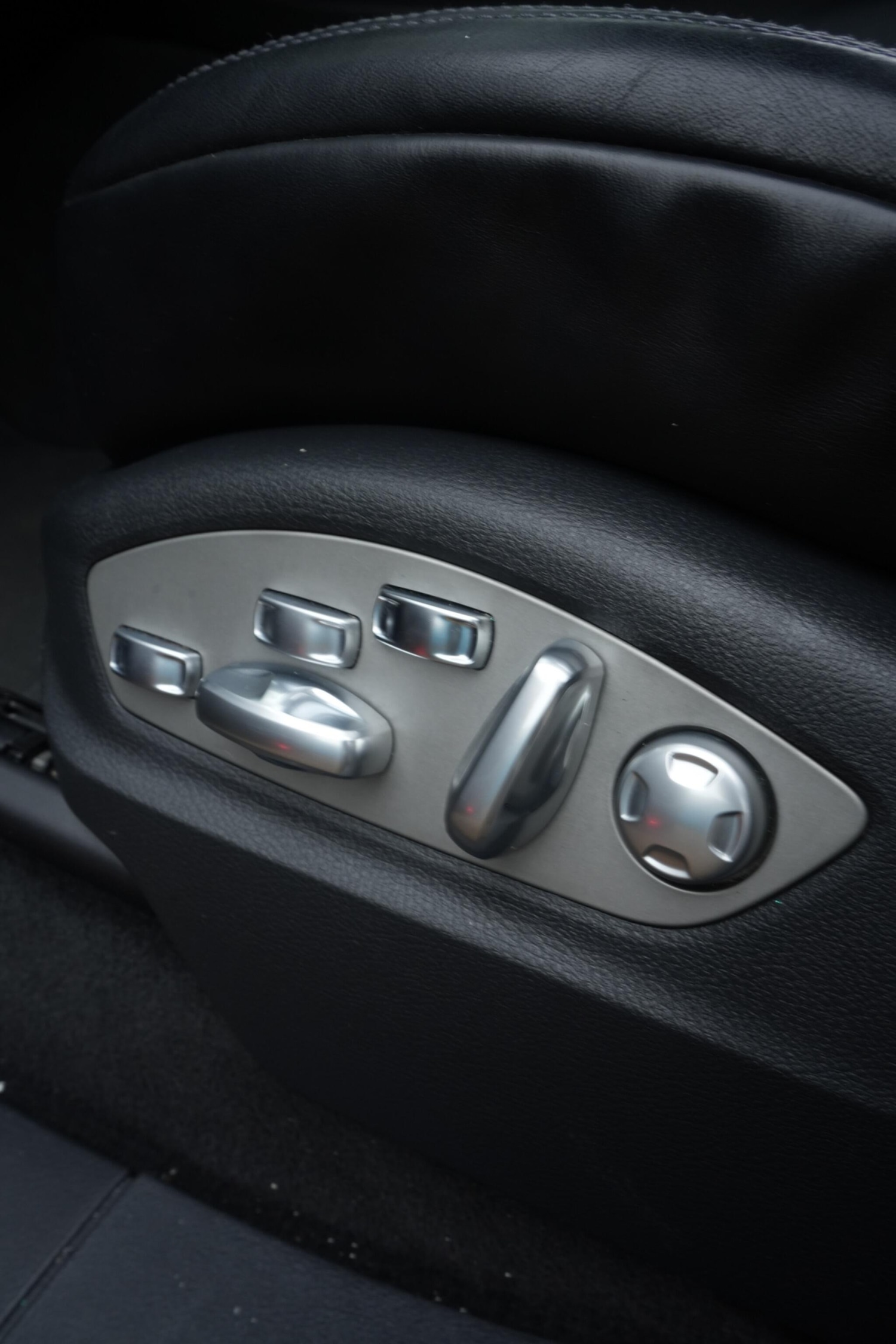 Used Porsche Cayenne 2017 for sale - 76993848: Photo 41