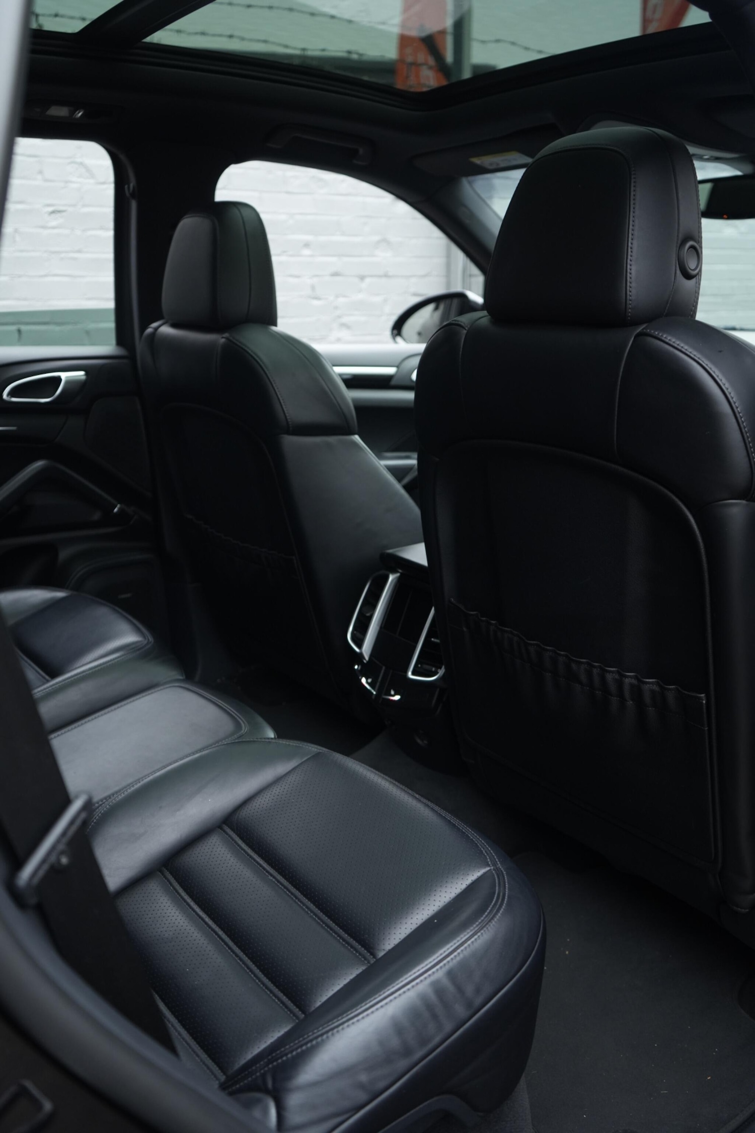 Used Porsche Cayenne 2017 for sale - 76993848: Photo 45