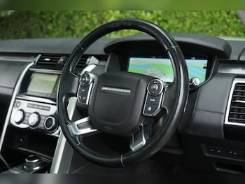 Used Land Rover Discovery 2018 for sale - 79565300: Photo