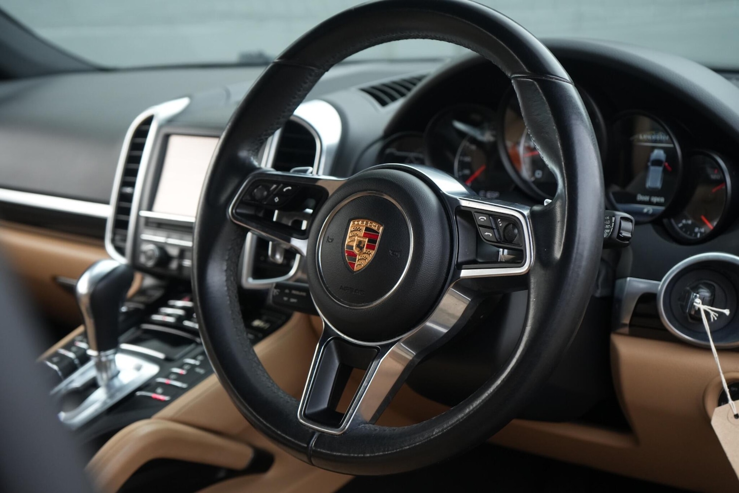 Used Porsche Cayenne 2014 for sale - 77597941: Photo 22