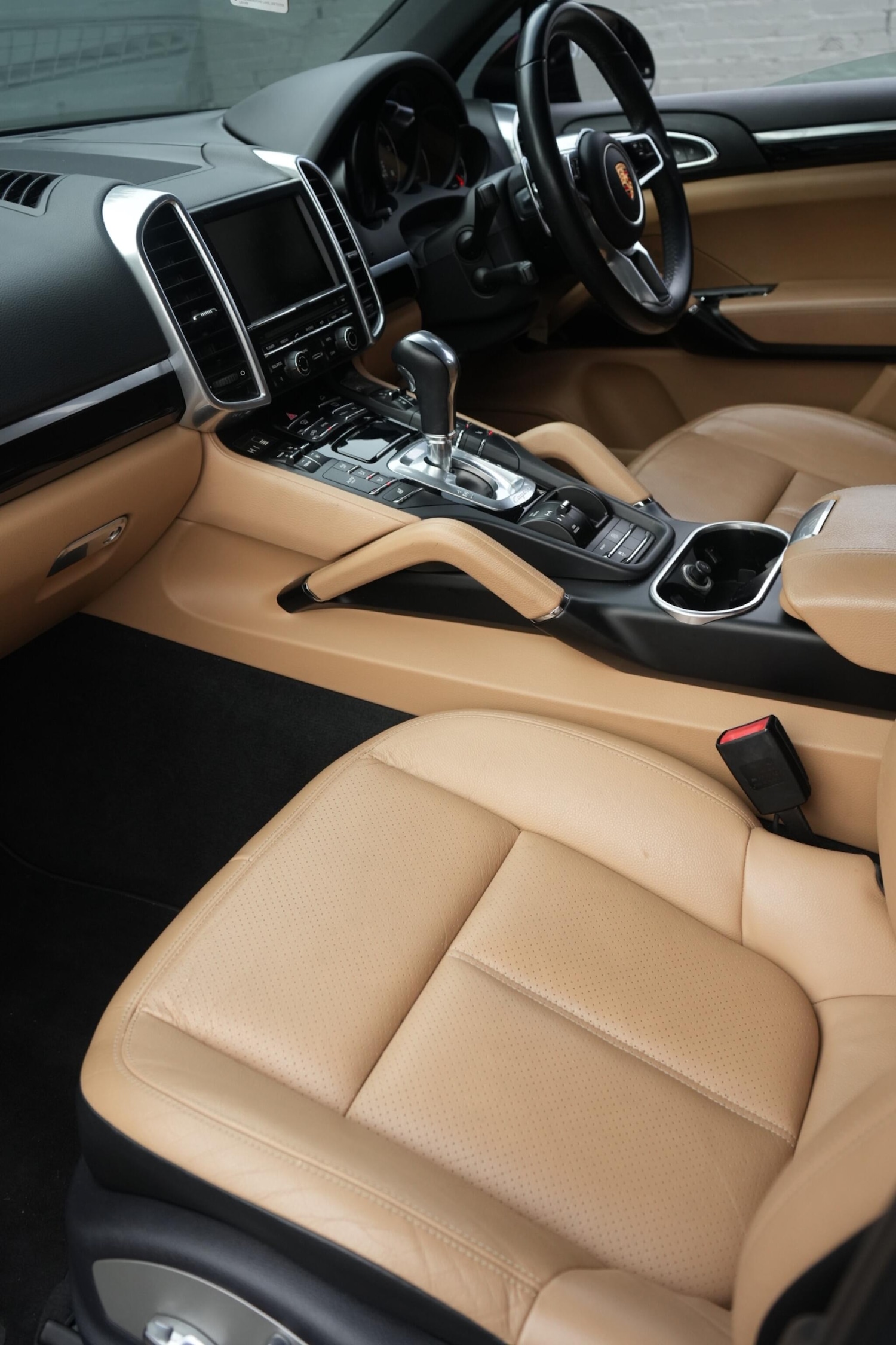 Used Porsche Cayenne 2014 for sale - 77597941: Photo 27