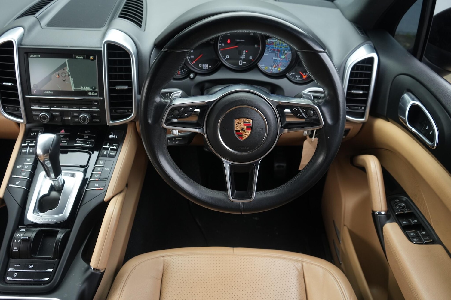 Used Porsche Cayenne 2014 for sale - 77597941: Photo 37