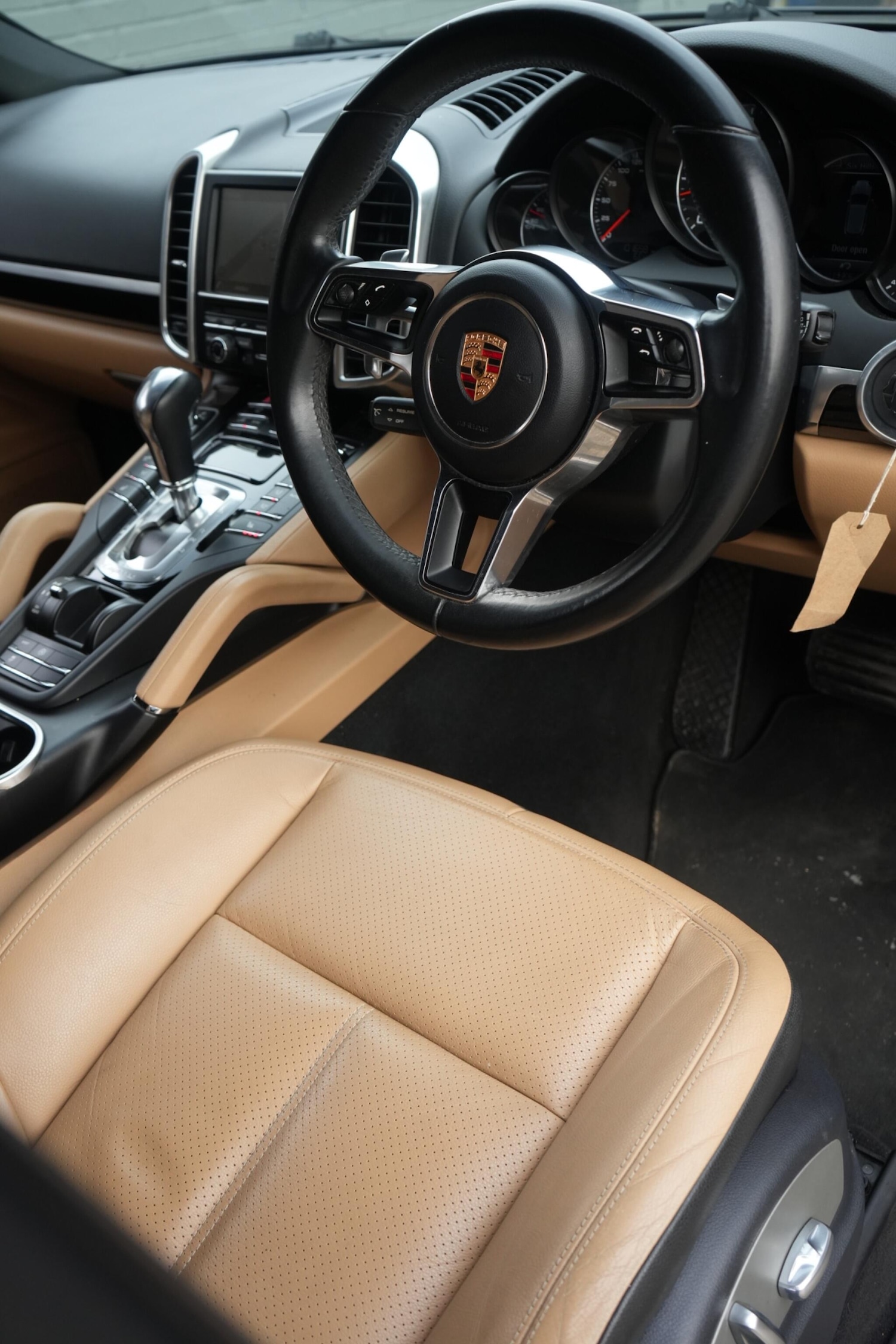 Used Porsche Cayenne 2014 for sale - 77597941: Photo 38