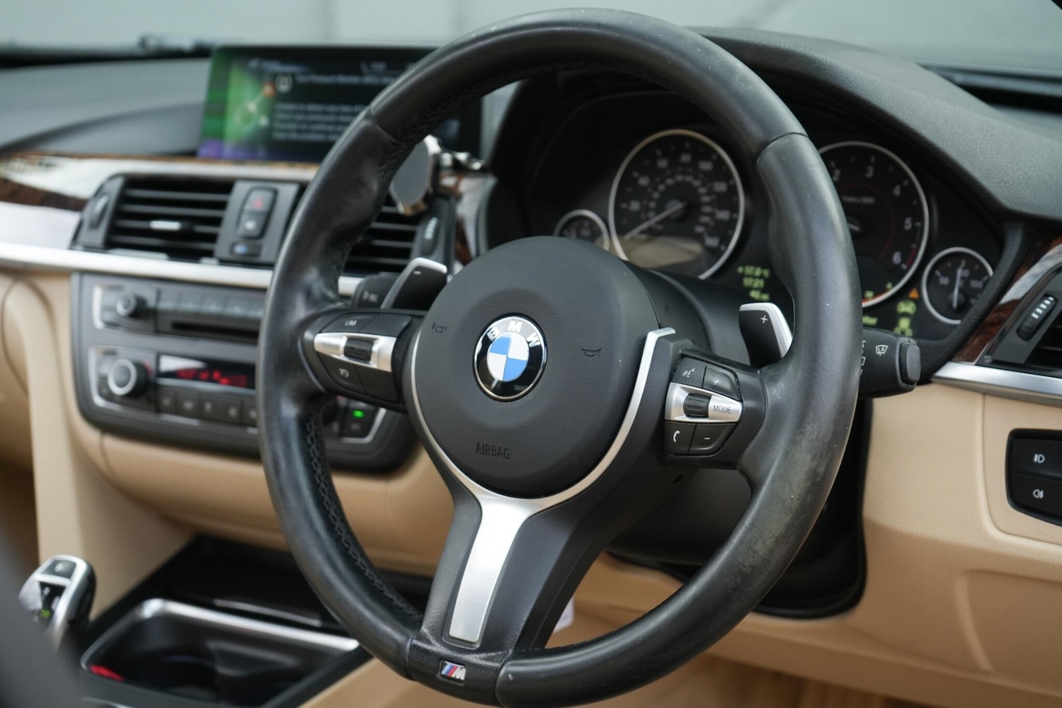 Used BMW 3 Series 2014 for sale - 76138721: Photo 3