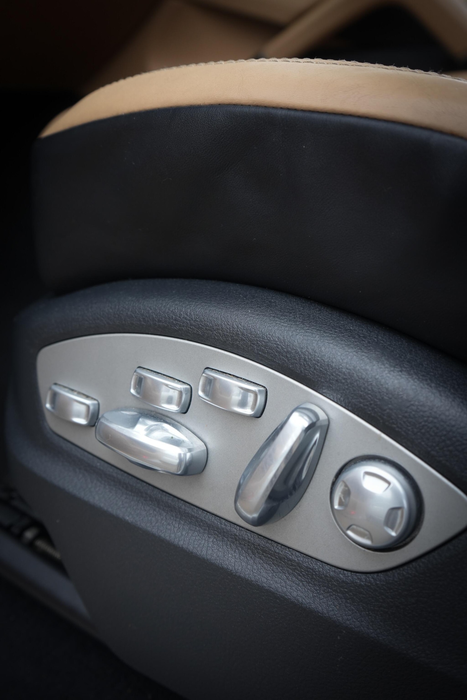 Used Porsche Cayenne 2016 for sale - 77387445: Photo 17