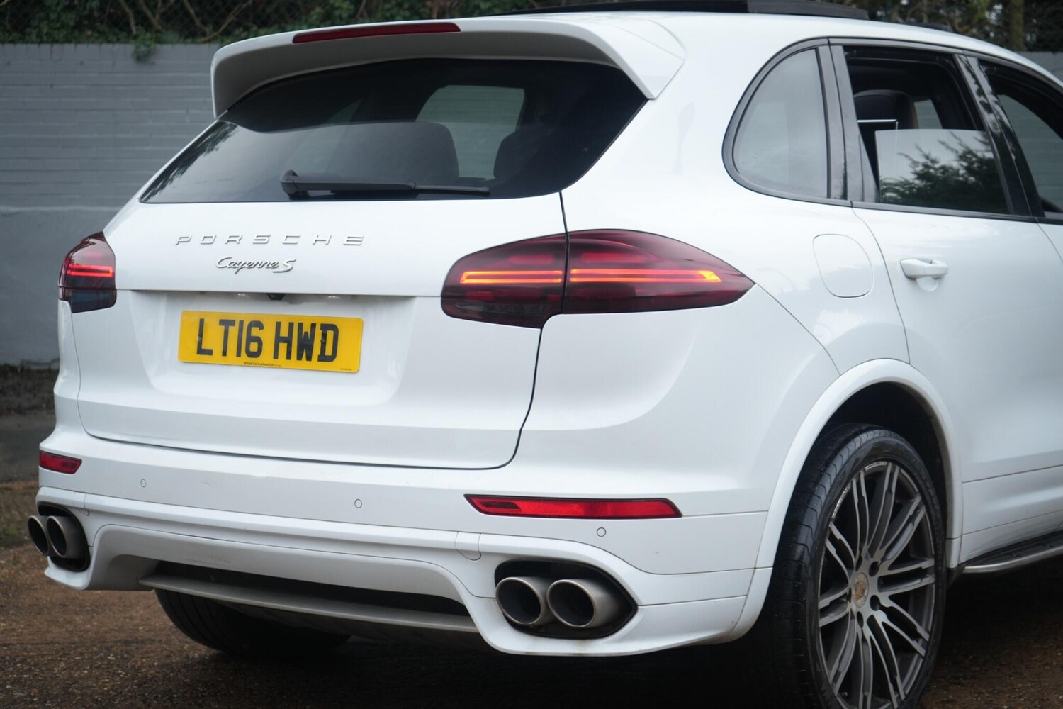 Used Porsche Cayenne 2016 for sale - 77387445: Photo 32