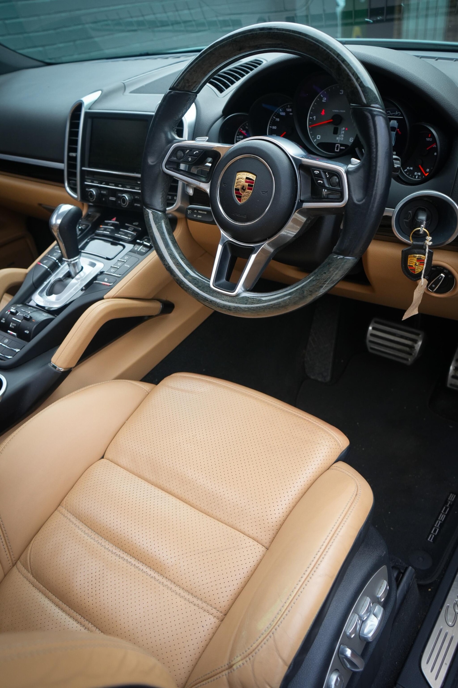 Used Porsche Cayenne 2016 for sale - 77387445: Photo 46