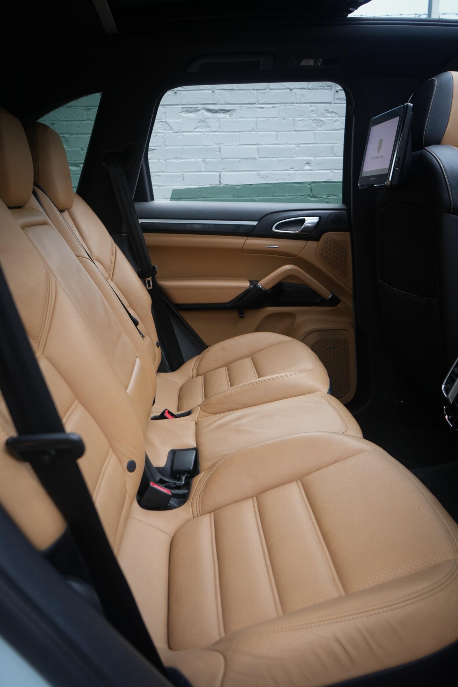 Used Porsche Cayenne 2016 for sale - 77387445: Photo 51