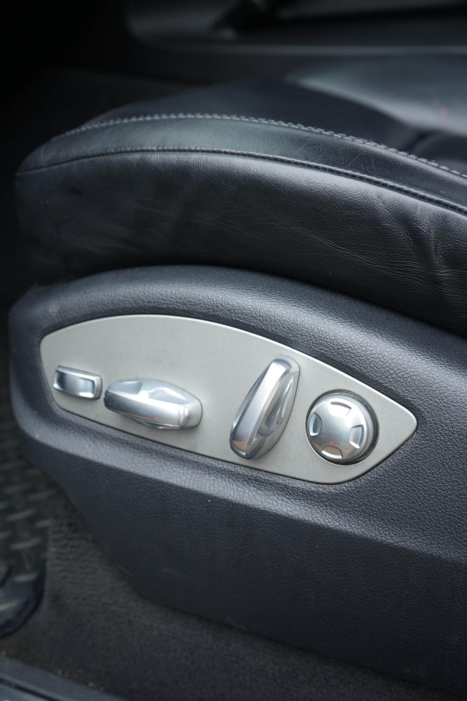 Used Porsche Cayenne 2015 for sale - 76522118: Photo 36