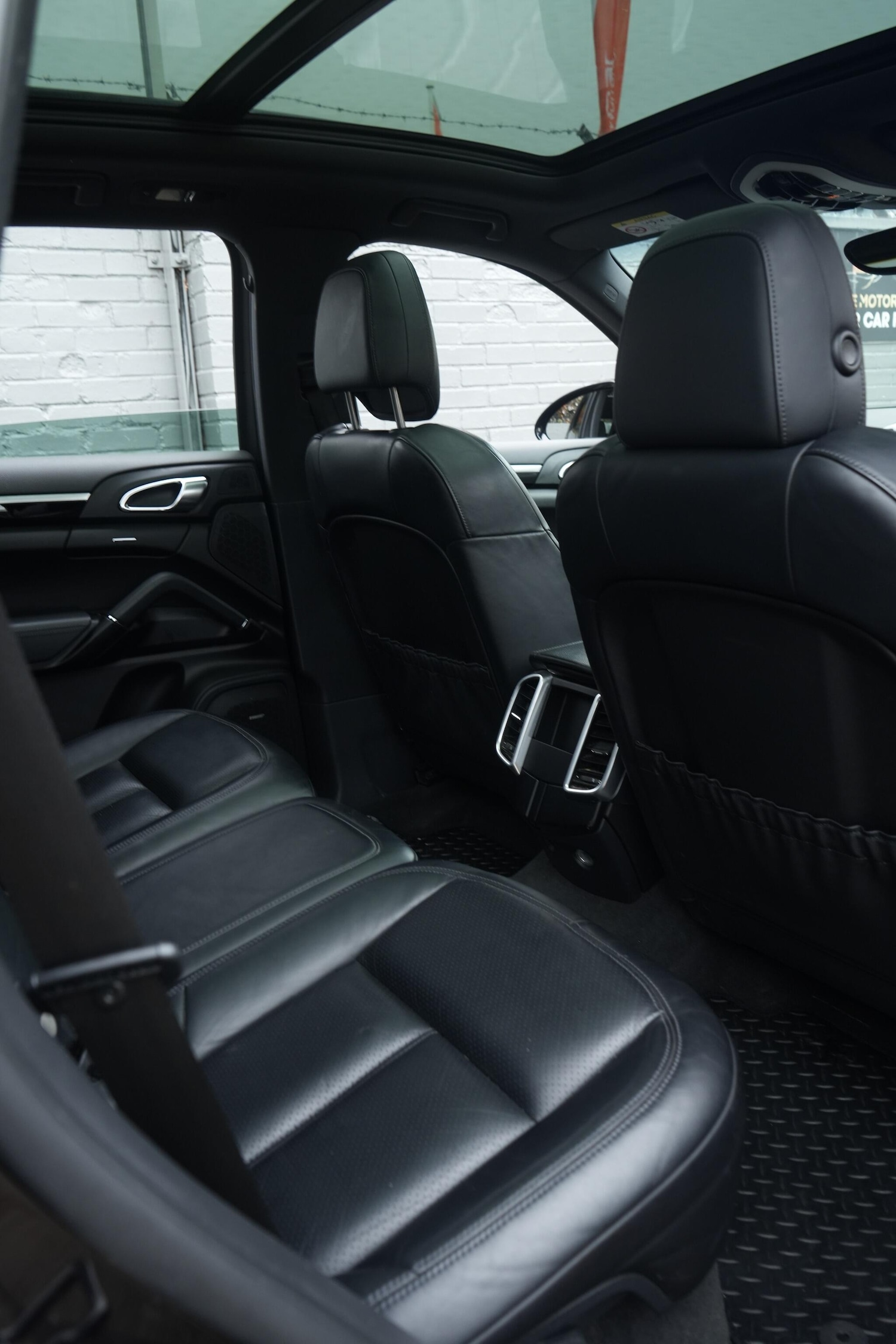 Used Porsche Cayenne 2015 for sale - 76522118: Photo 43