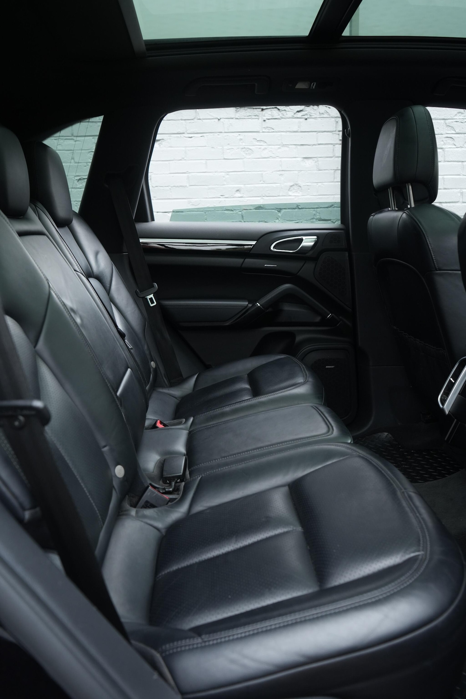 Used Porsche Cayenne 2015 for sale - 76522118: Photo 44