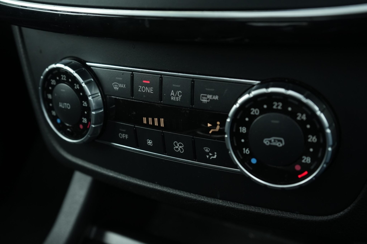 Used Mercedes-Benz GLE 2017 for sale - 78204761: Photo 41