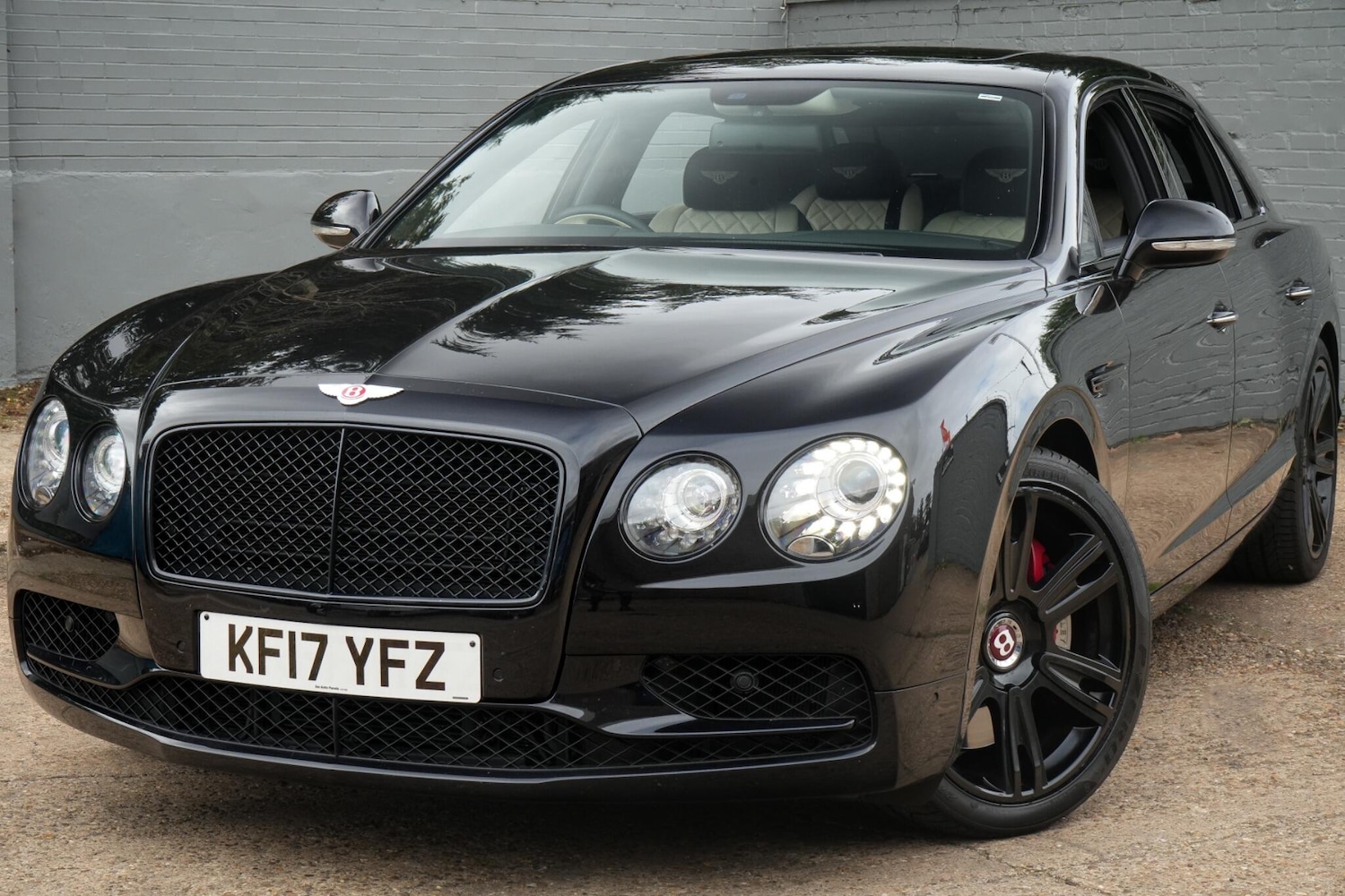 Used Bentley Flying Spur 2017 for sale - 76060873: Photo 1