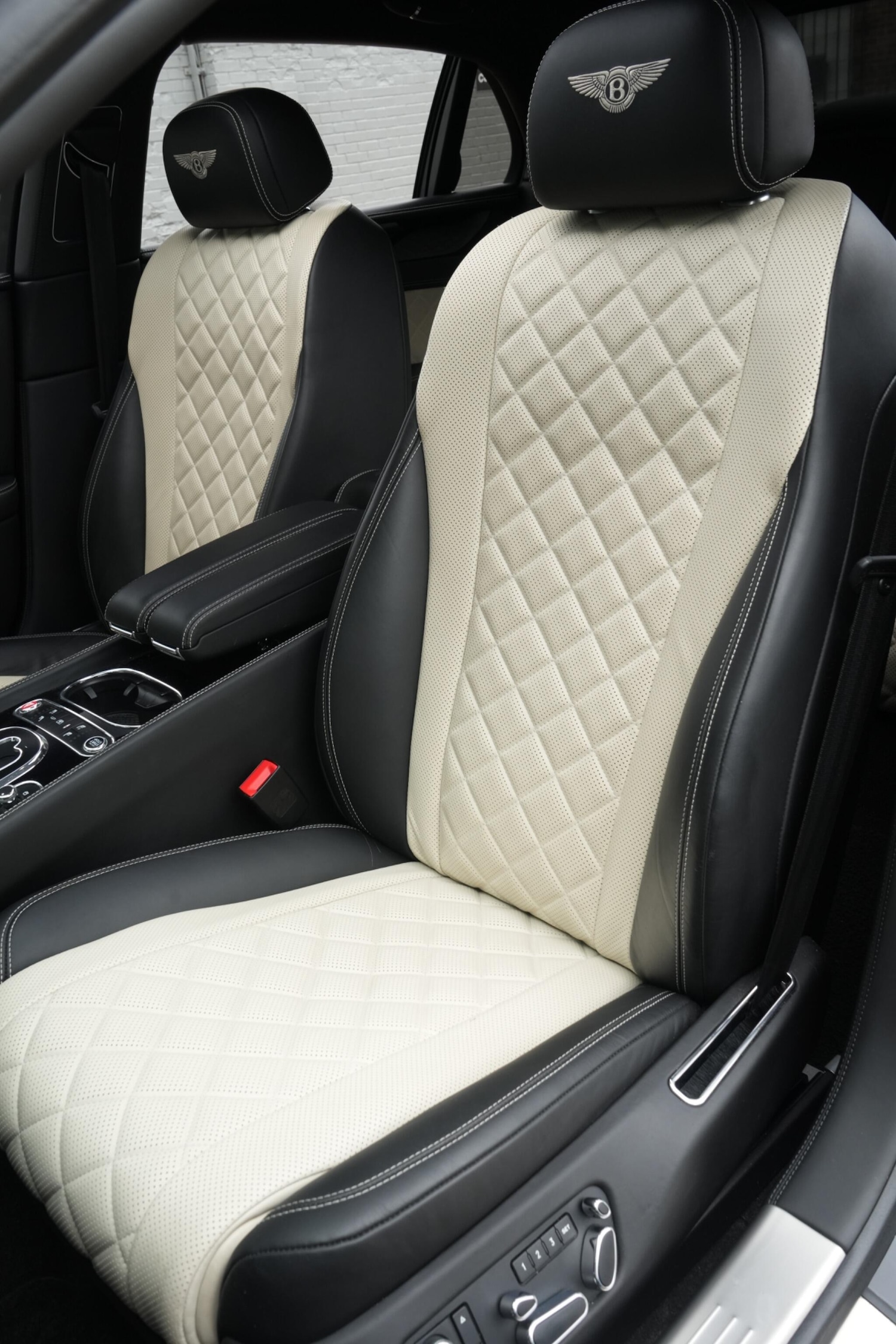 Used Bentley Flying Spur 2017 for sale - 76060873: Photo 47