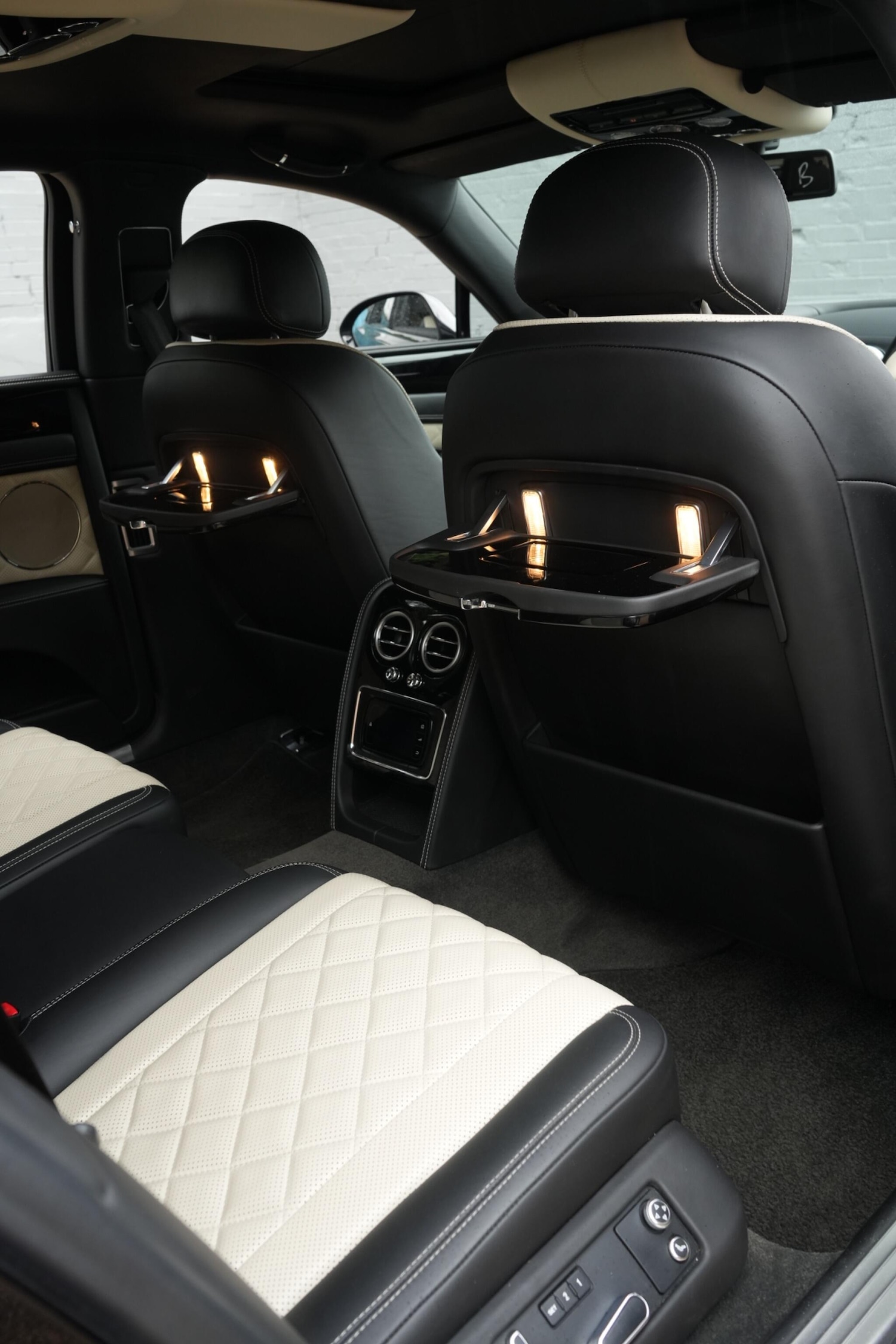 Used Bentley Flying Spur 2017 for sale - 76060873: Photo 52