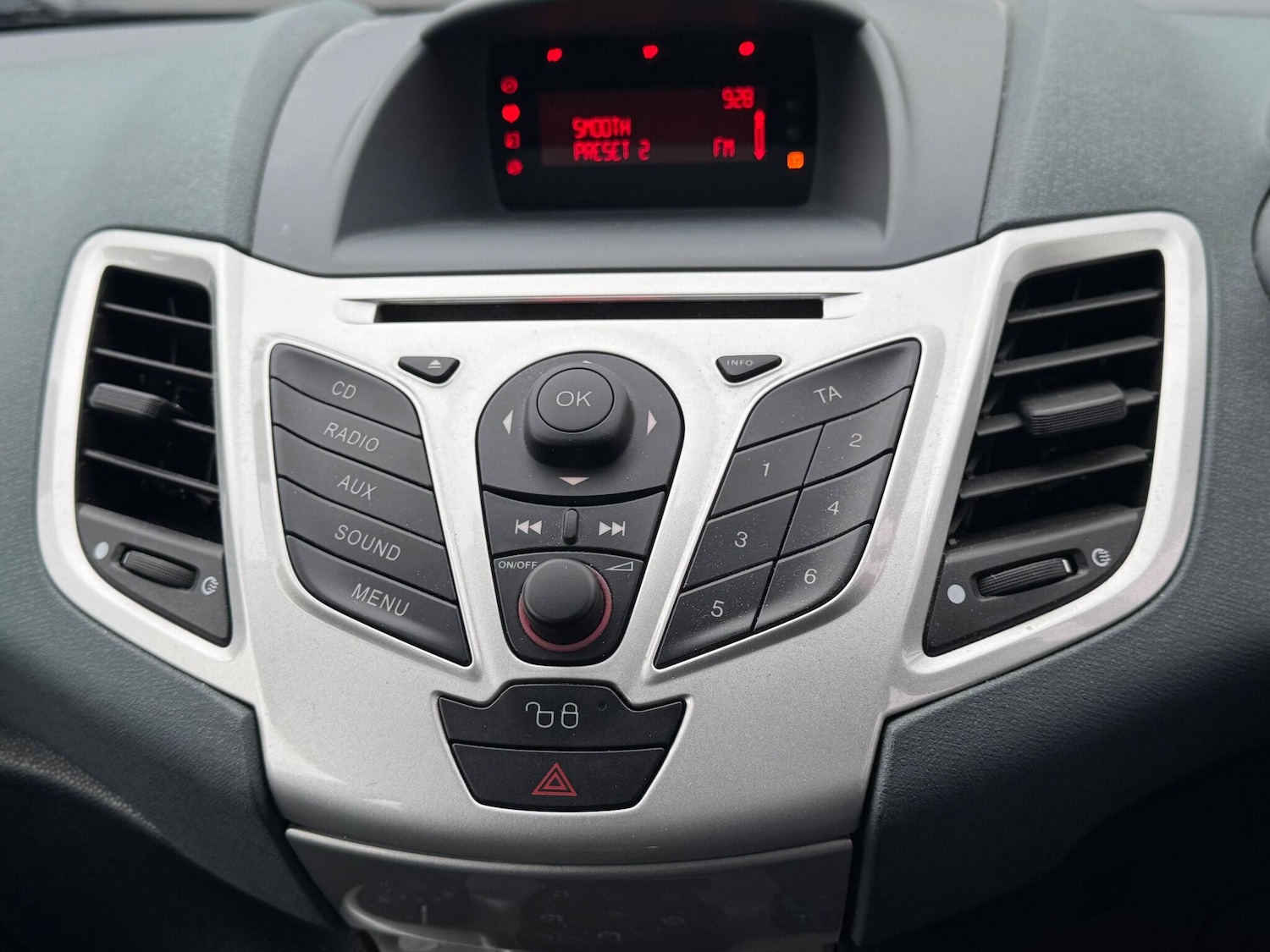 Used Ford Fiesta 2009 for sale - 76824168: Photo 13