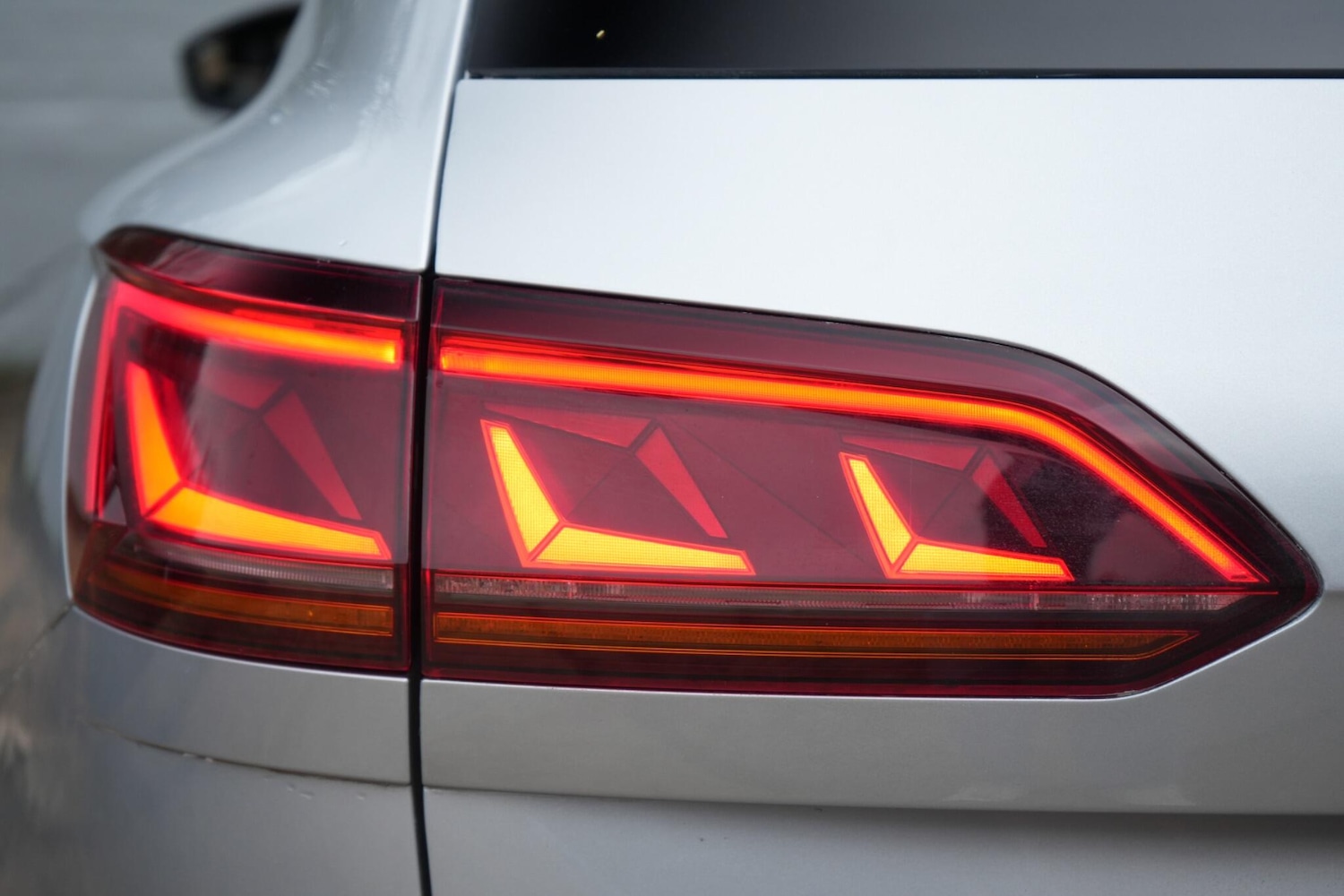 Used Volkswagen Touareg 2018 for sale - 77657746: Photo 18