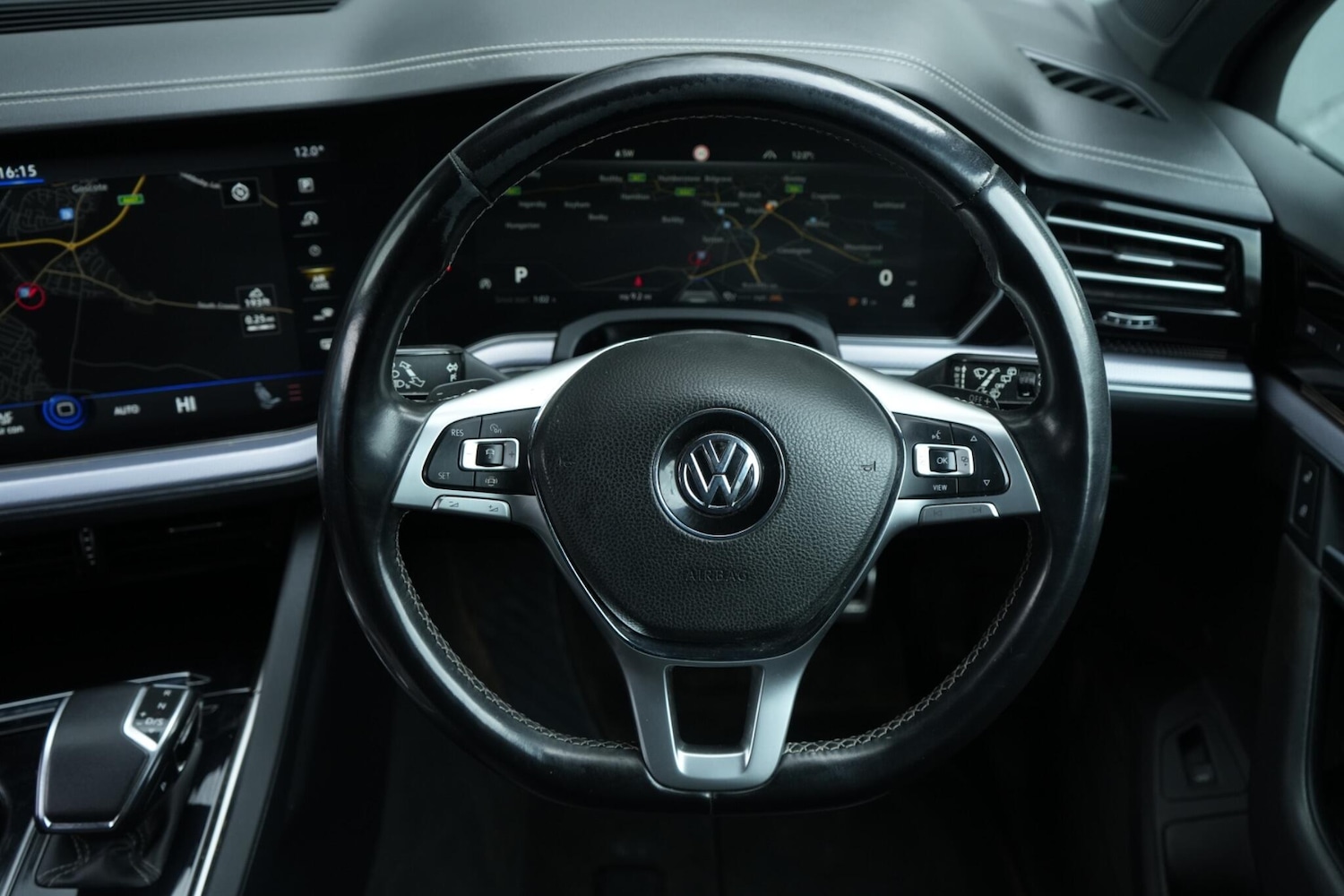 Used Volkswagen Touareg 2018 for sale - 77657746: Photo 33