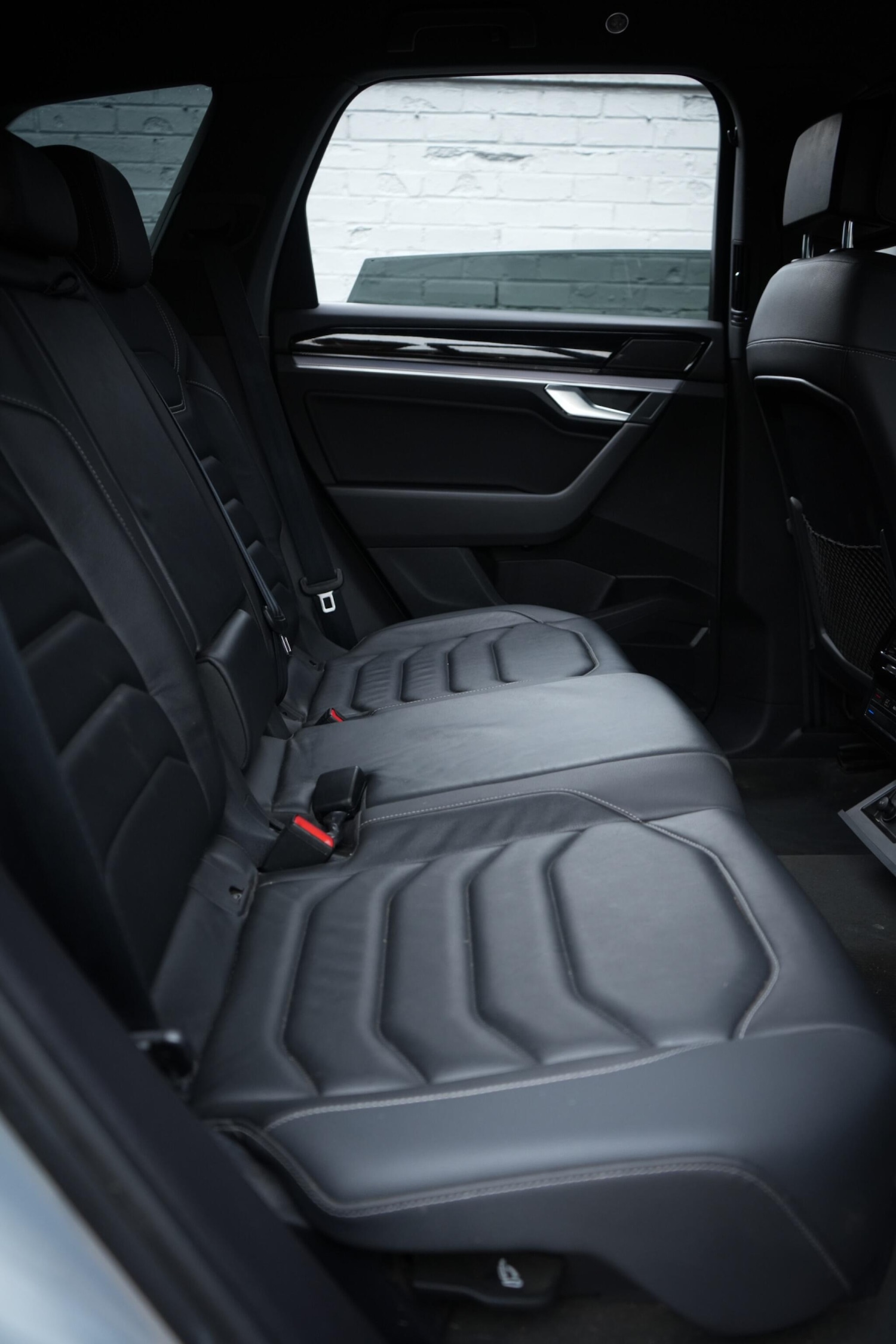 Used Volkswagen Touareg 2018 for sale - 77657746: Photo 36