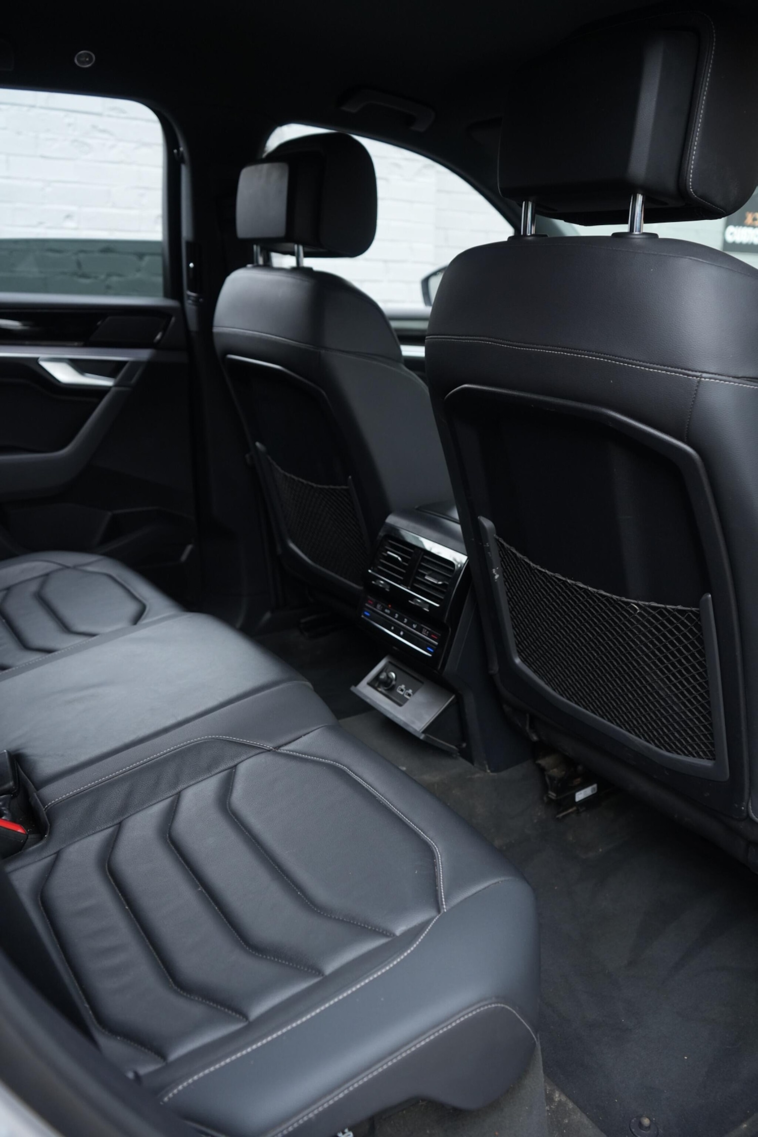 Used Volkswagen Touareg 2018 for sale - 77657746: Photo 40