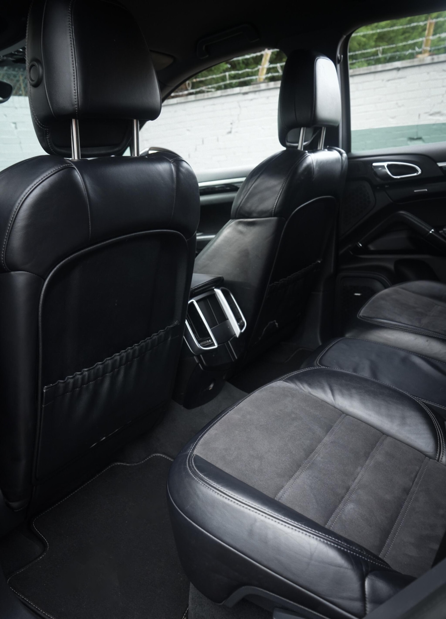 Used Porsche Cayenne 2017 for sale - 77633759: Photo 43