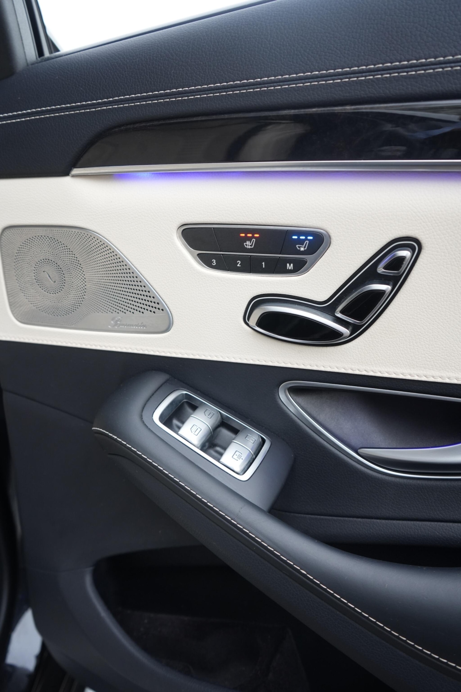 Used Mercedes-Benz S Class 2018 for sale - 77993907: Photo 32