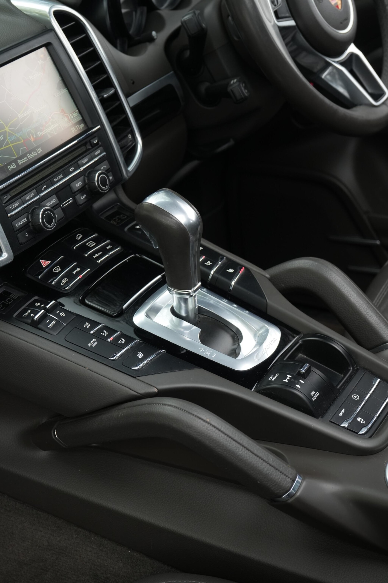 Used Porsche Cayenne 2014 for sale - 78204254: Photo 31