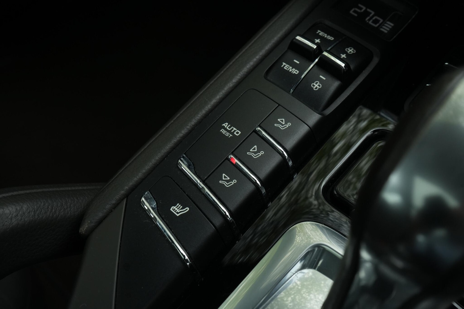 Used Porsche Cayenne 2014 for sale - 78204254: Photo 39