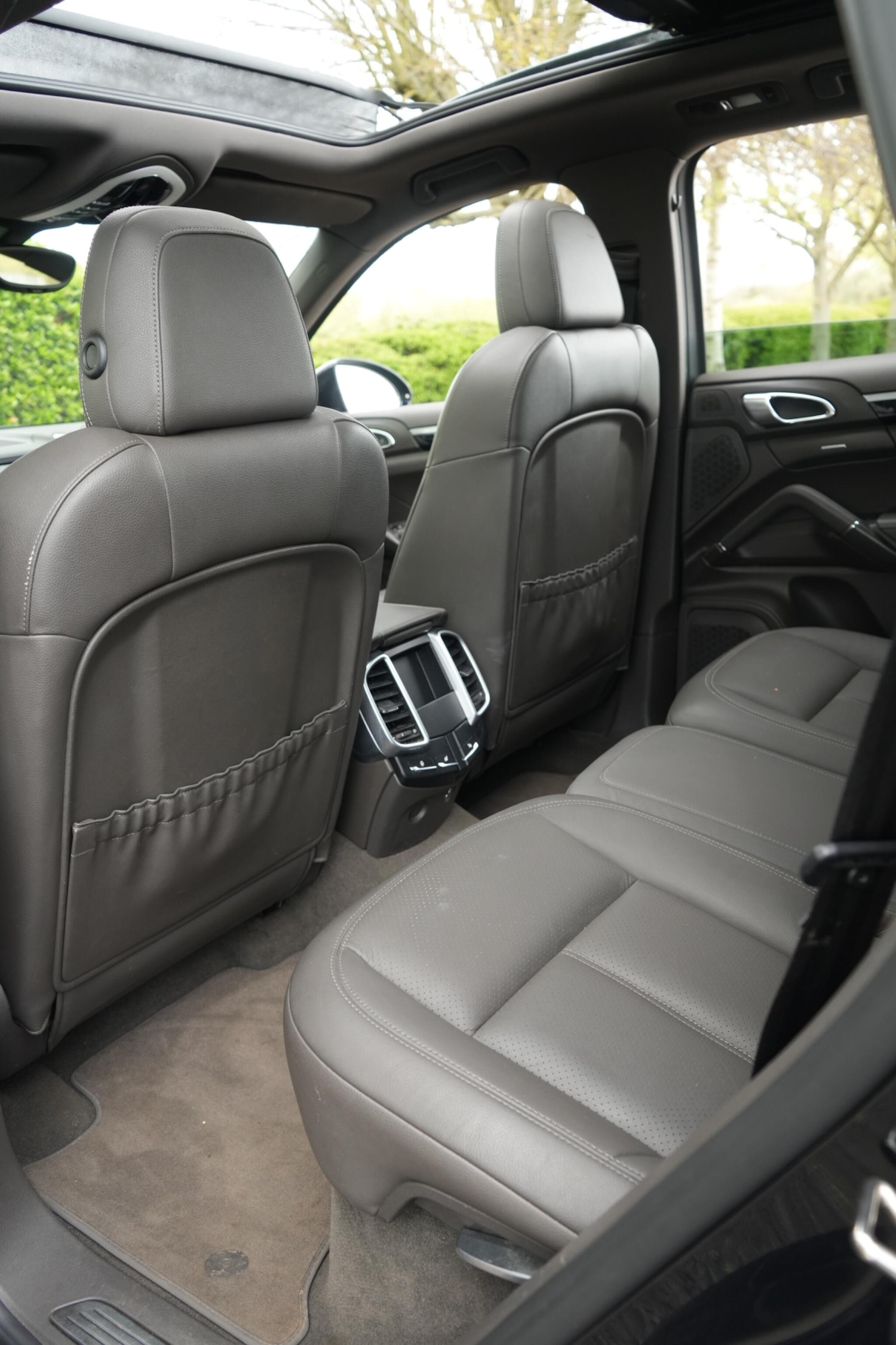 Used Porsche Cayenne 2014 for sale - 78204254: Photo 50