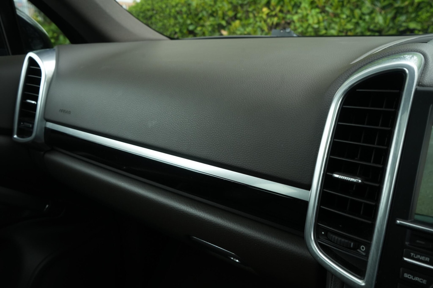 Used Porsche Cayenne 2014 for sale - 78204254: Photo 54