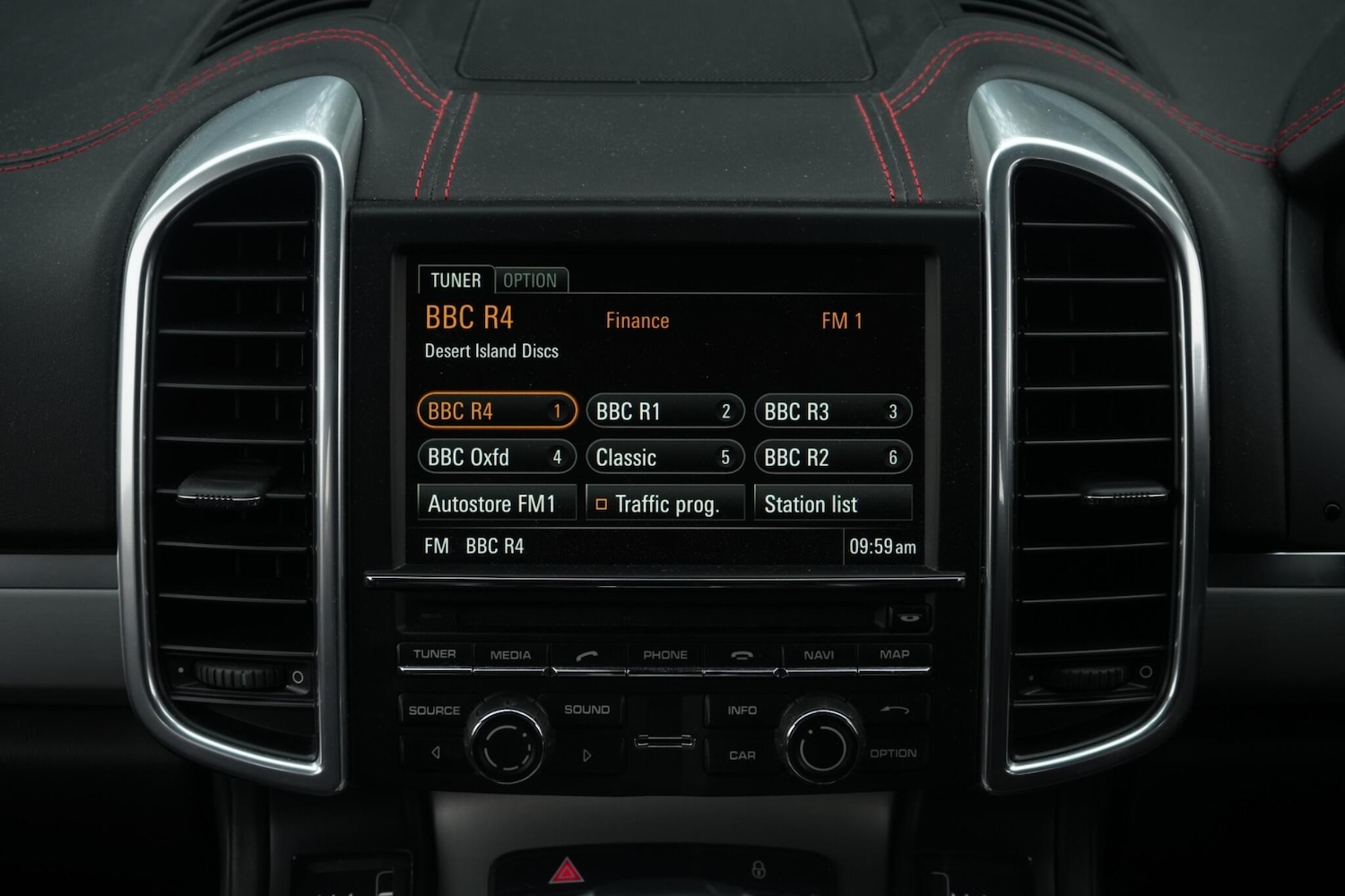 Used Porsche Cayenne 2012 for sale - 77387376: Photo 34