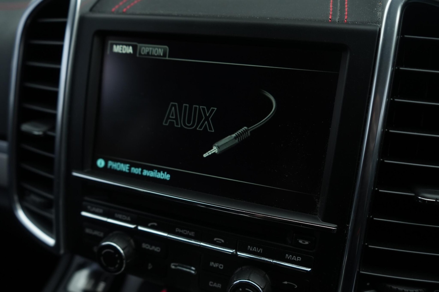 Used Porsche Cayenne 2012 for sale - 77387376: Photo 49