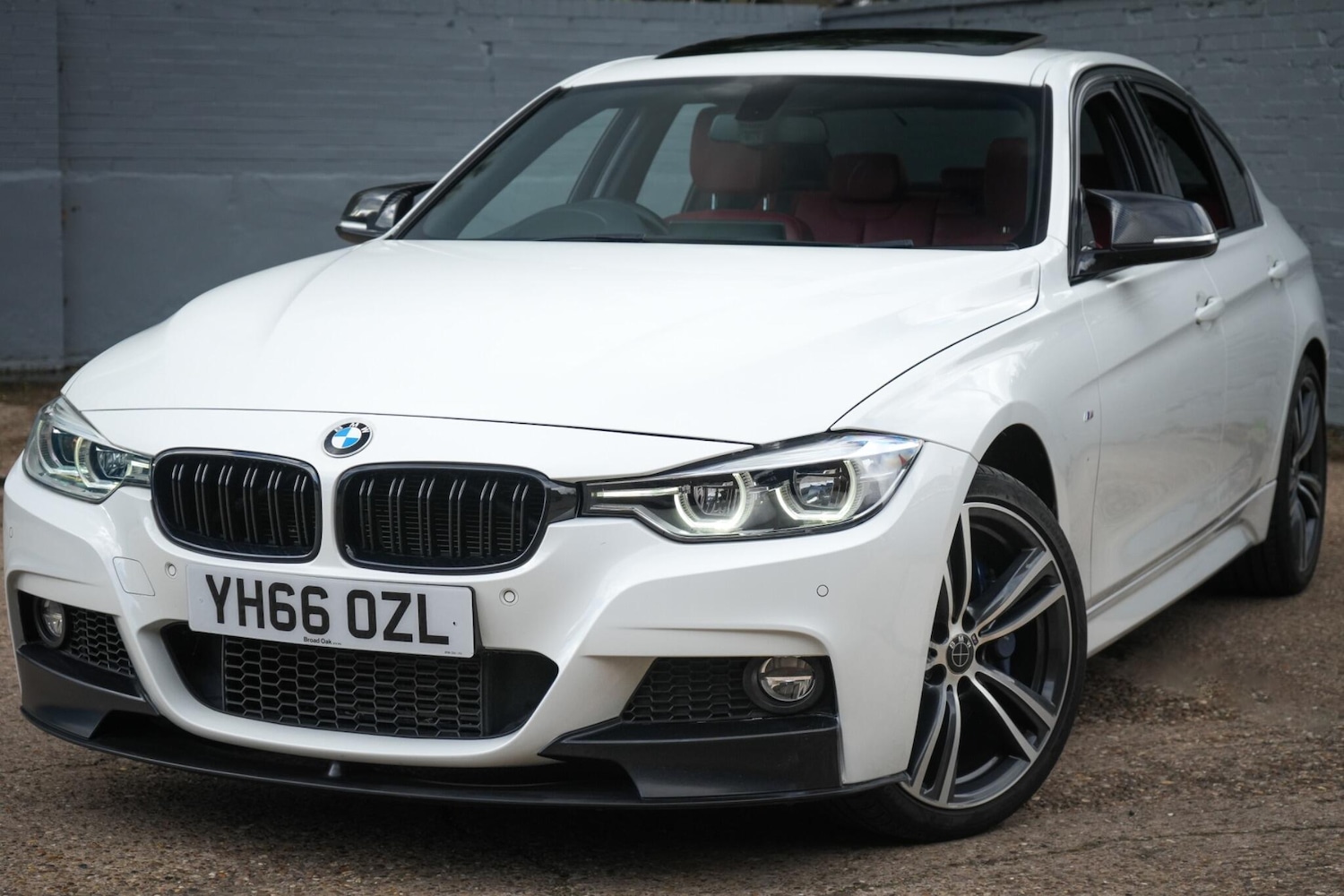 Used BMW 3 Series 2016 for sale - 76377952: Photo 1