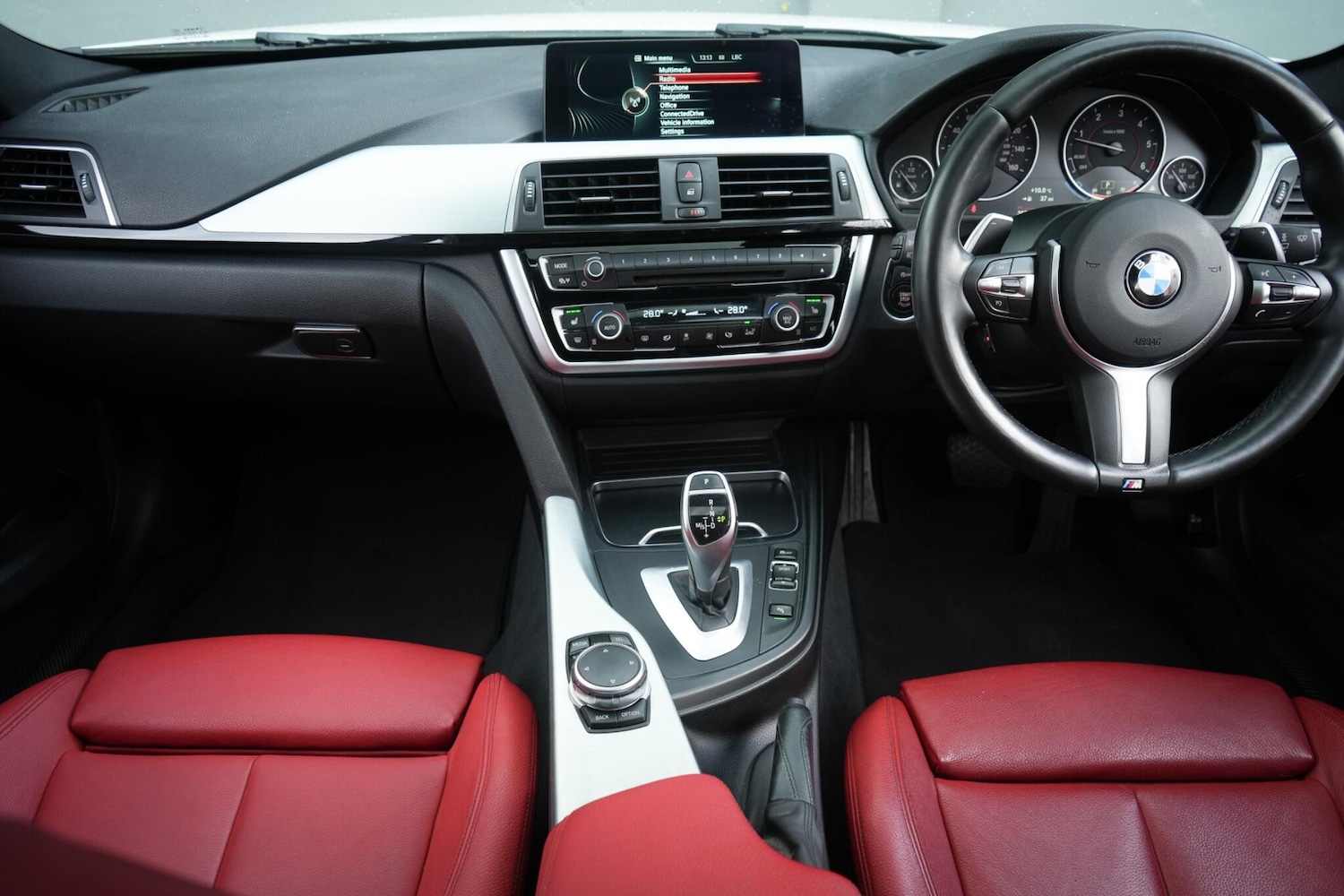 Used BMW 3 Series 2016 for sale - 76377952: Photo 32