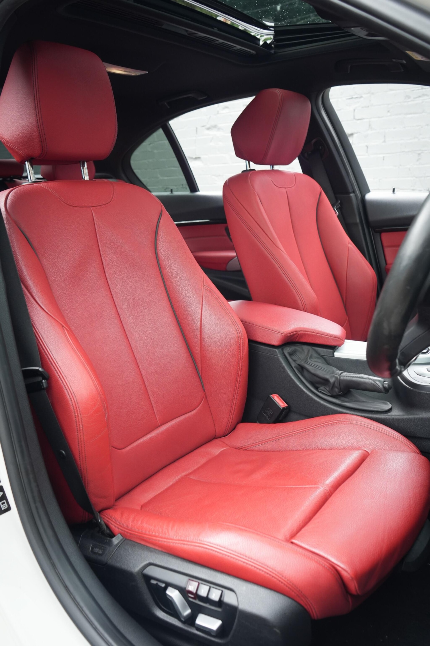 Used BMW 3 Series 2016 for sale - 76377952: Photo 42