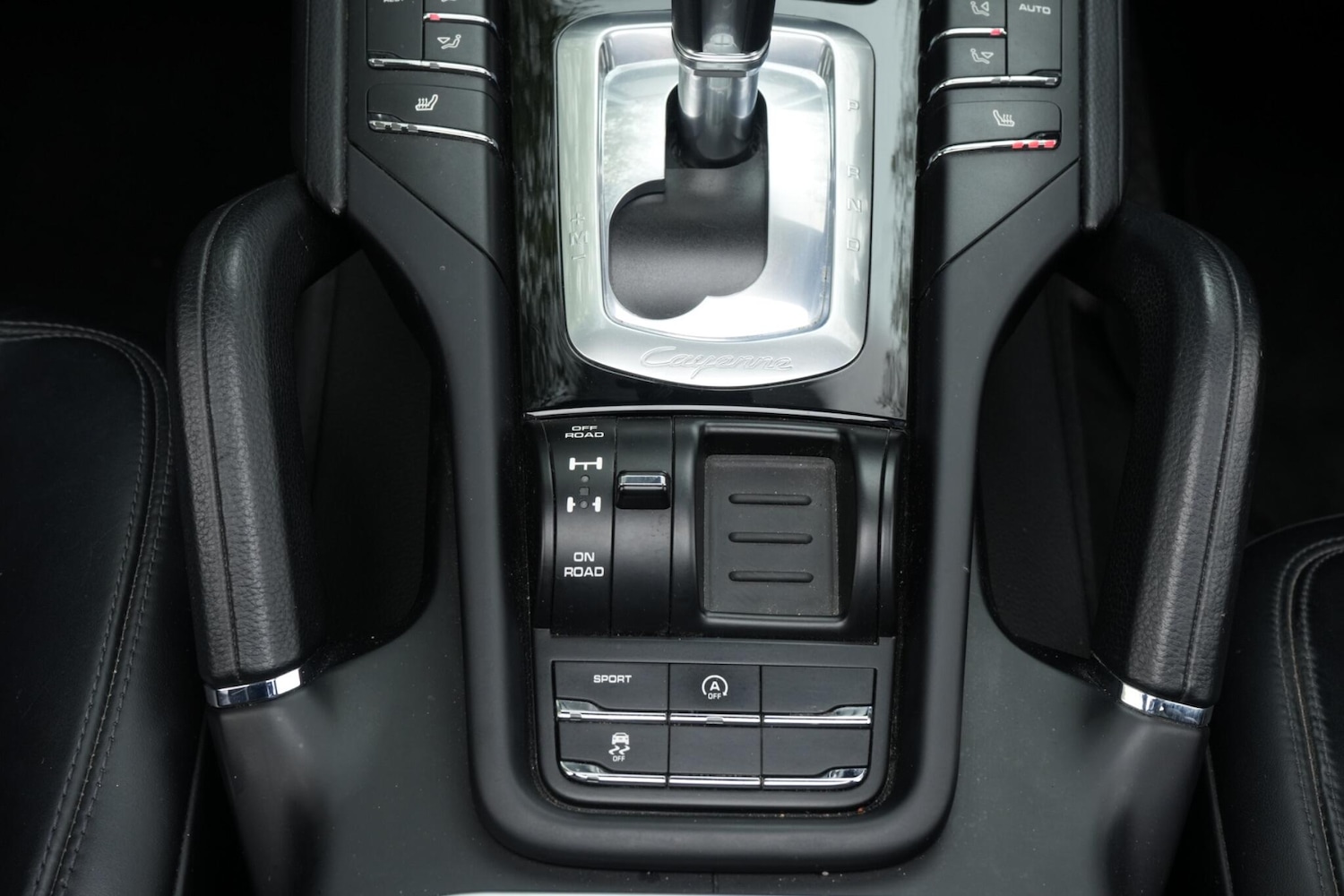 Used Porsche Cayenne 2018 for sale - 78203796: Photo 40