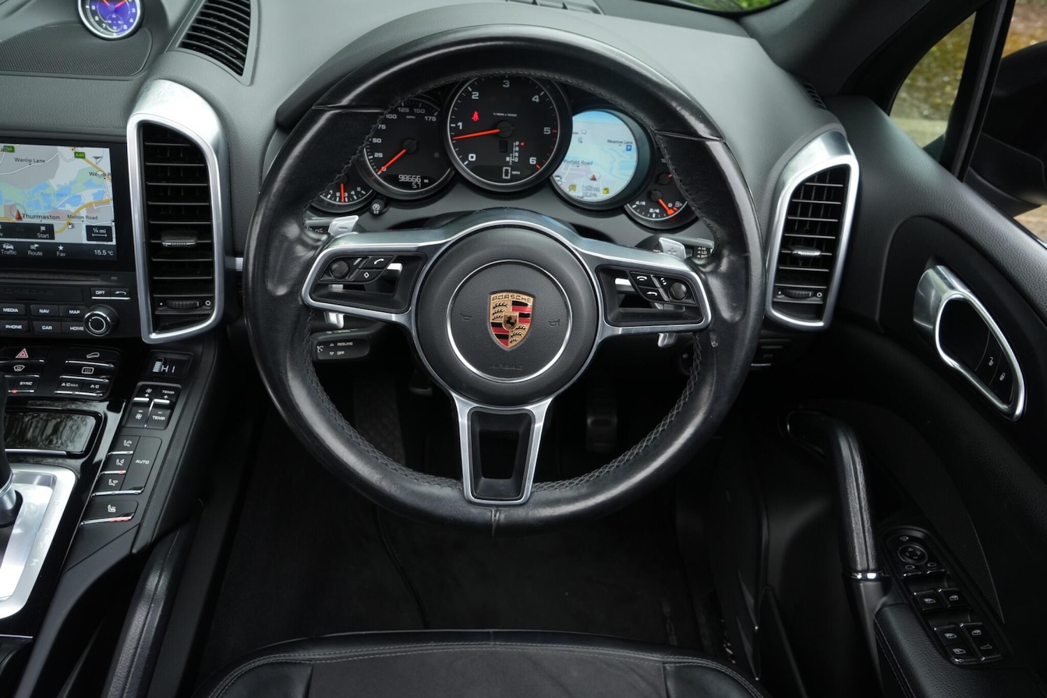 Used Porsche Cayenne 2018 for sale - 78203796: Photo 41