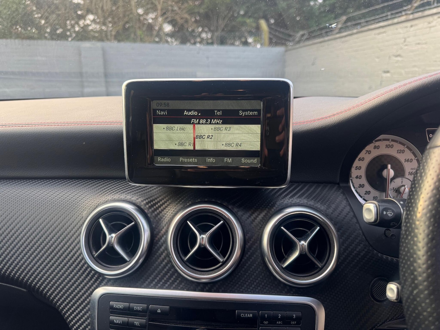 Used Mercedes-Benz A-Class 2014 for sale - 76850383: Photo 14