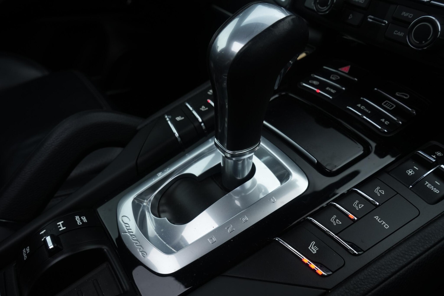 Used Porsche Cayenne for sale - 77612947: Photo 27