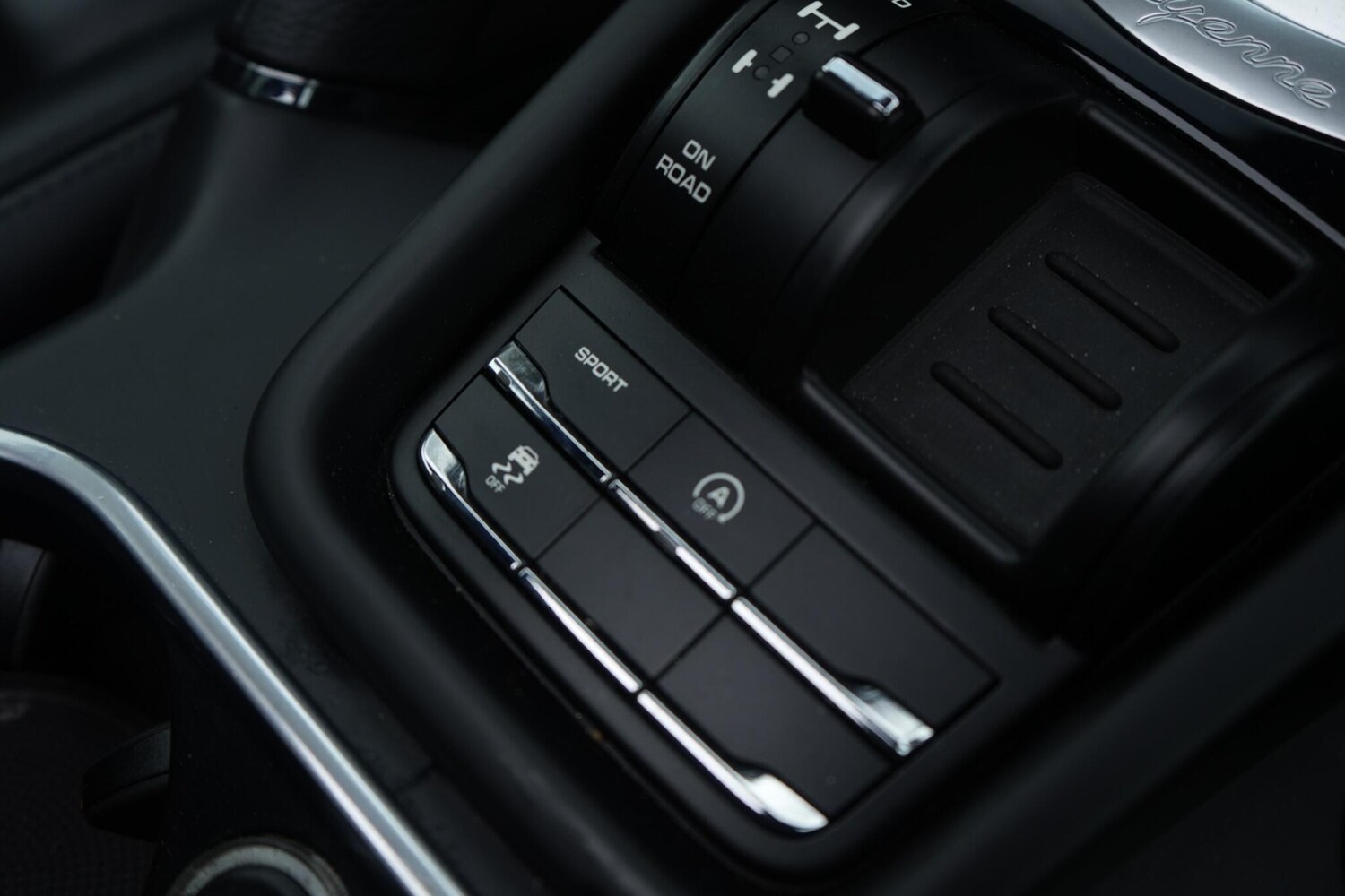 Used Porsche Cayenne for sale - 77612947: Photo 32