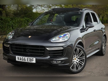 Used Porsche Cayenne 2016 for sale - 78136089: Photo